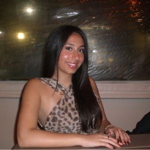 Meet your Posher, Alana